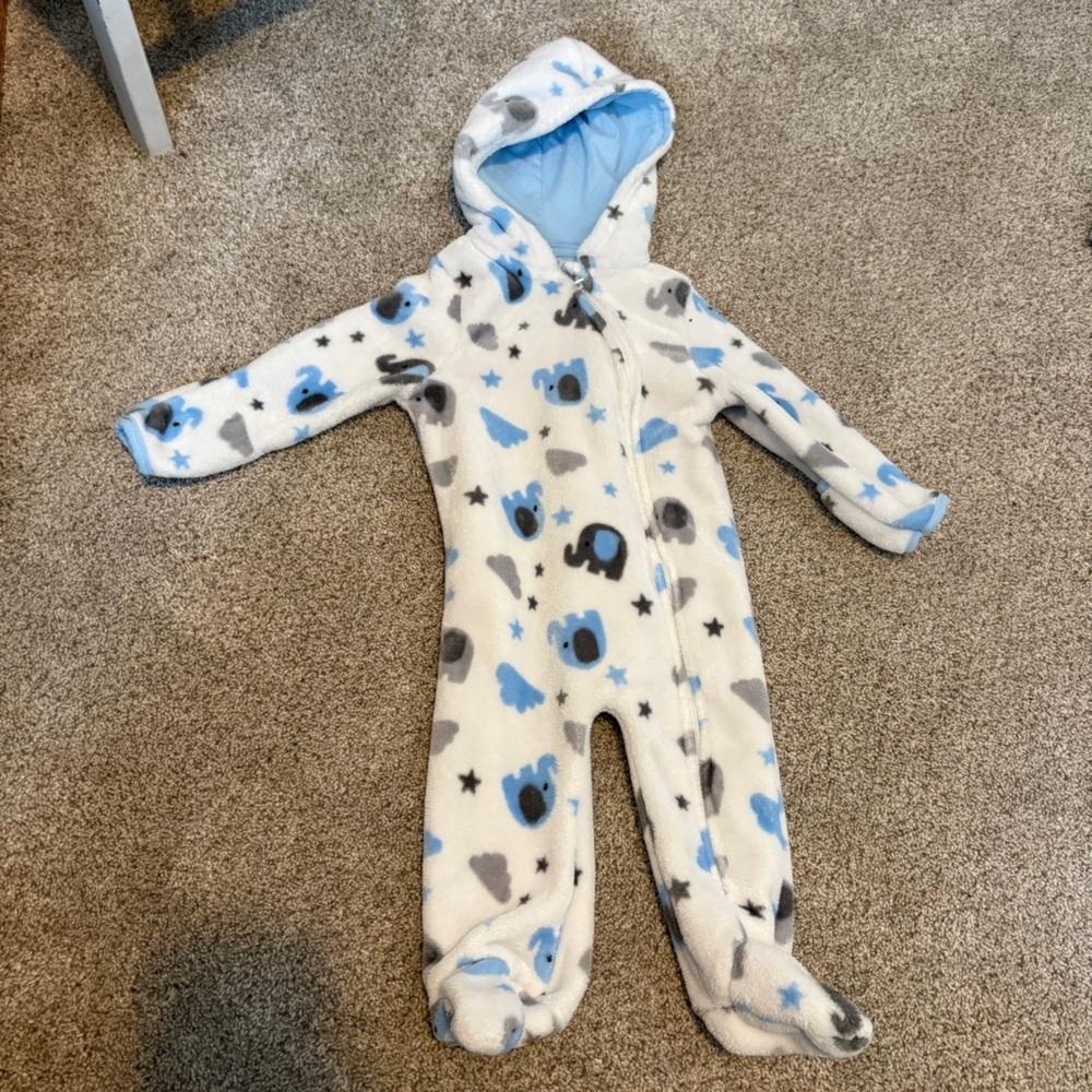 Little beginnings Fleece Bunting Suit 6/9 months white blue elephants